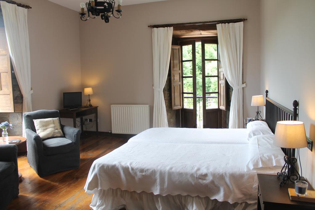 Hotel Palacio Conde Toreno Salas  Oda fotoğraf